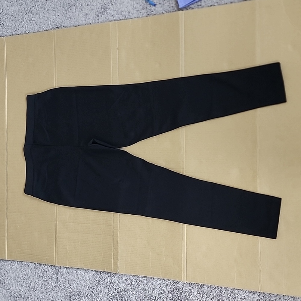 Vince Camuto pull on black skinny leg pants-M - Picture 2 of 7